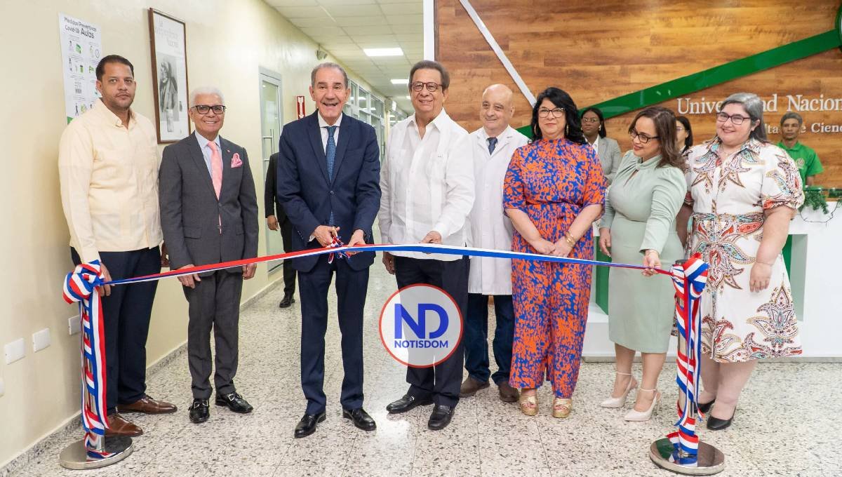 UNPHU inaugura dos nuevos laboratorios de investigaciones