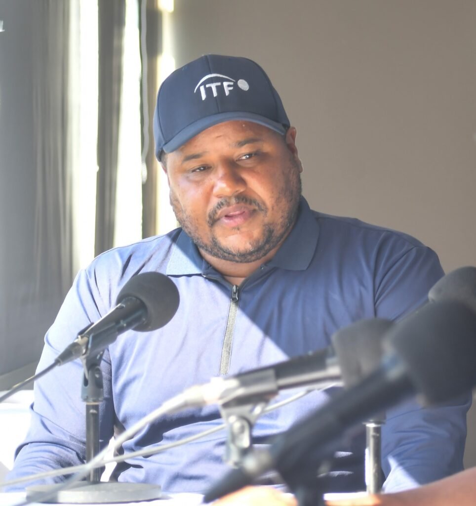 Yamir Jimenez habla en la transmision Aguilar y Lincer, campeones de los torneos M15 y W35 Santo Domingo