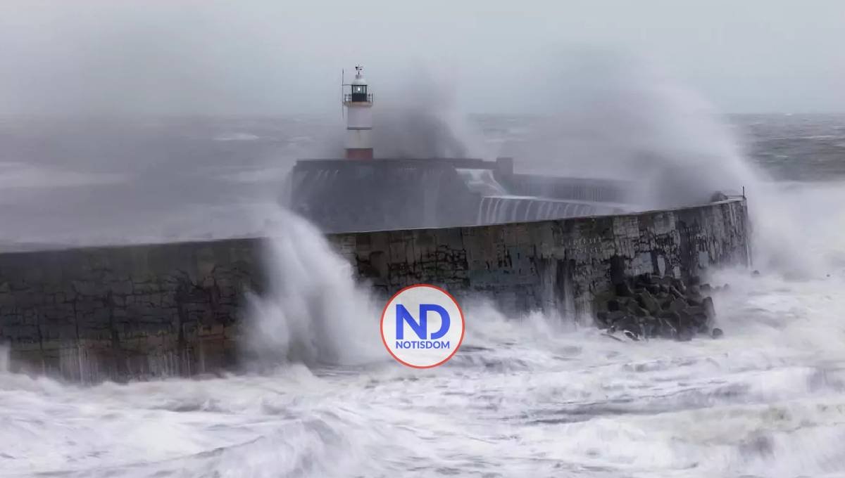 Reino Unido envía alerta móvil por peligro de la tormenta Darragh