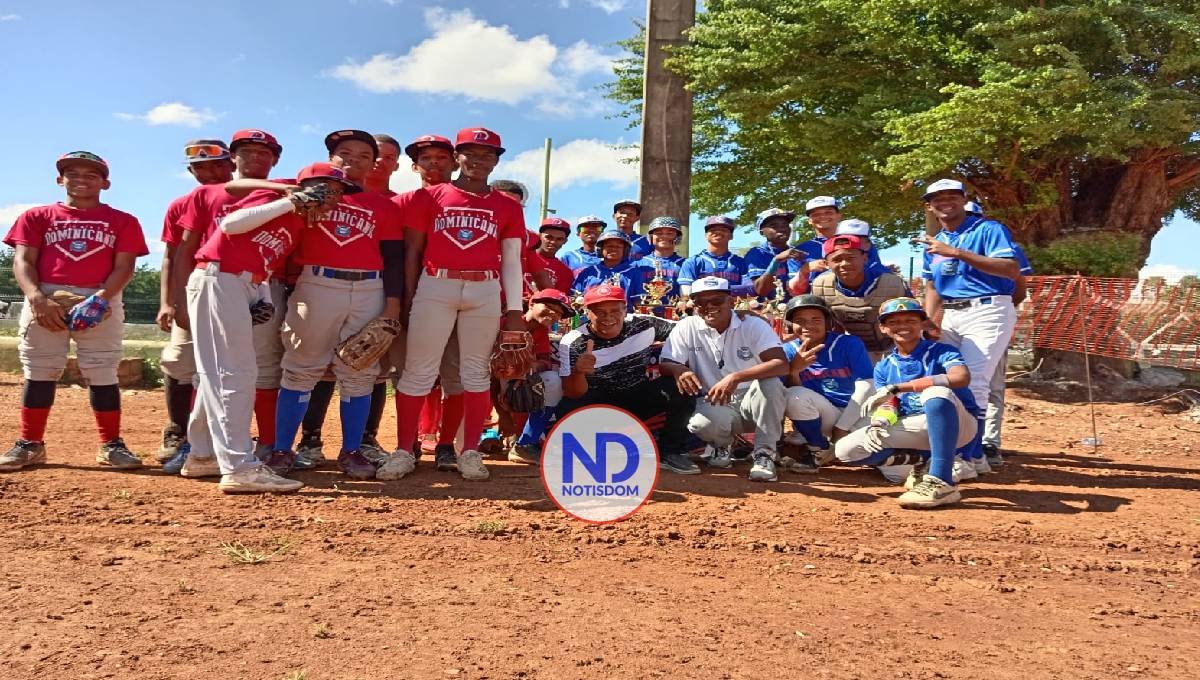 Academia de Béisbol Montaño inicia su torneo navideño 2024