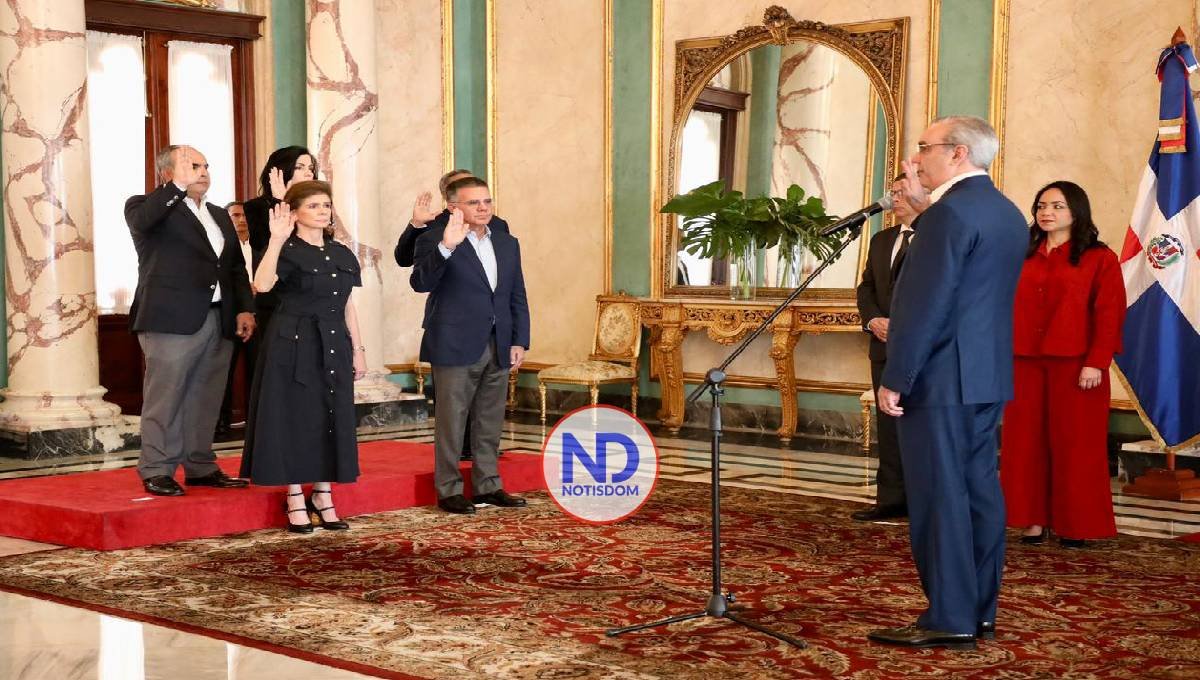 Presidente Abinader juramenta miembros del consejo transformación PN 2 Presidente Abinader juramenta miembros del consejo transformación PN