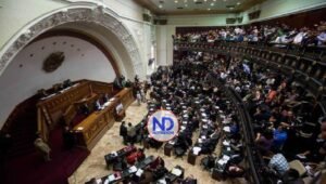 Asamblea de Venezuela declara «persona non grata» a nueve expresidentes