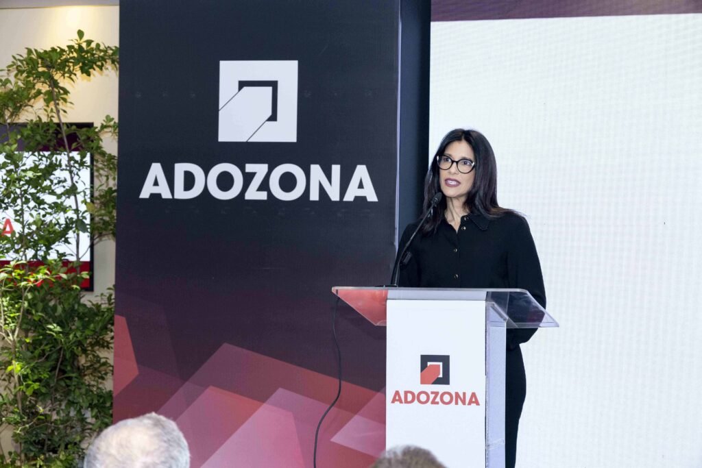 Claudia Pellerano 1 Adozona estrena directiva y proyecta cifra récord en exportaciones para el 2026