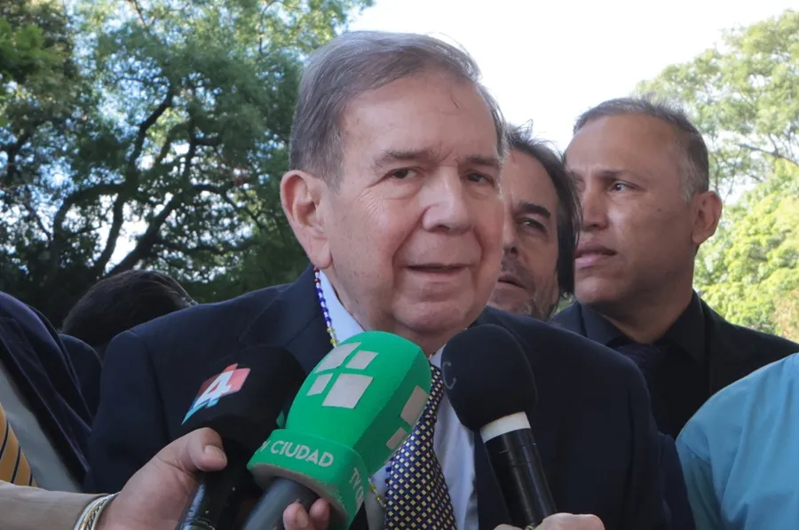 María Corina Machado convoca venezolanos a salir a las calles 3 Edmundo Gonzalez Urrutia 17 María Corina Machado convoca venezolanos a salir a las calles