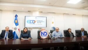 Educación hará evaluación de desempeño en abril a más de 120 maestros