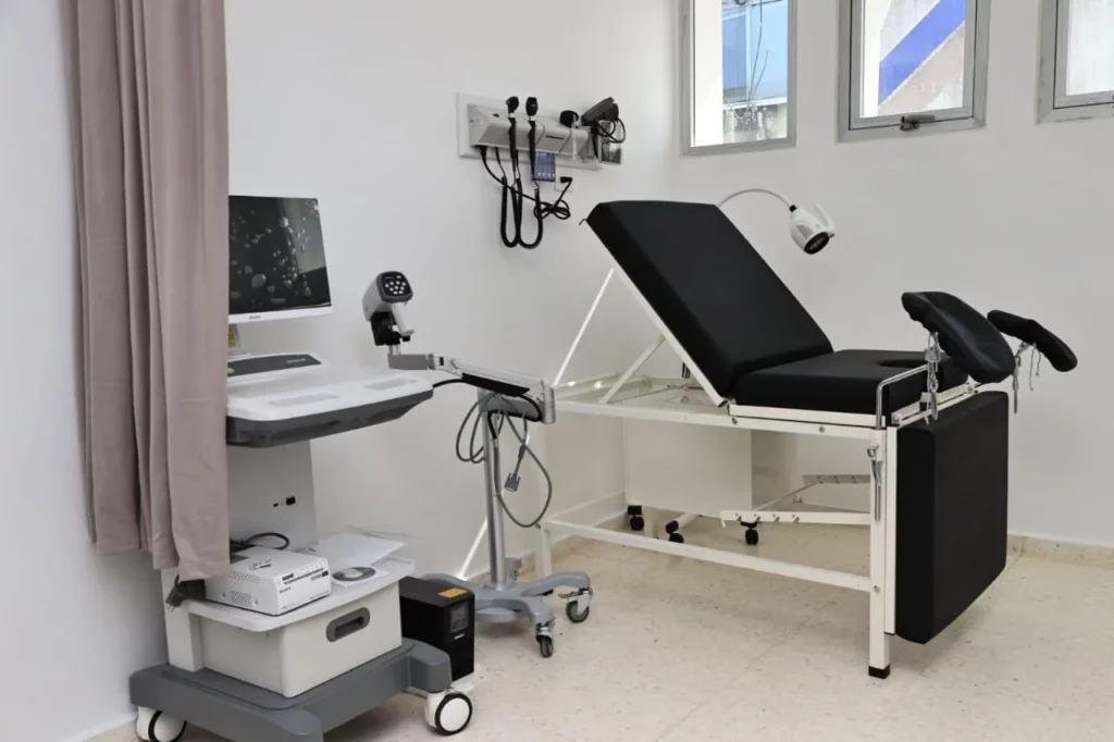 Abinader entrega ampliación de Emergencia del Hospital Etanailda Brito en Las Guáranas 3 Hospital Municipal Doctora Etanailda Brito Abinader entrega ampliación de Emergencia del Hospital Etanailda Brito en Las Guáranas