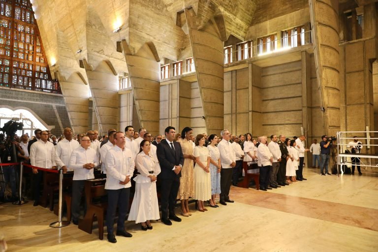 MISA EN HIGUEL 2025 Monseñor Castro Marte elogia el crecimiento económico de RD