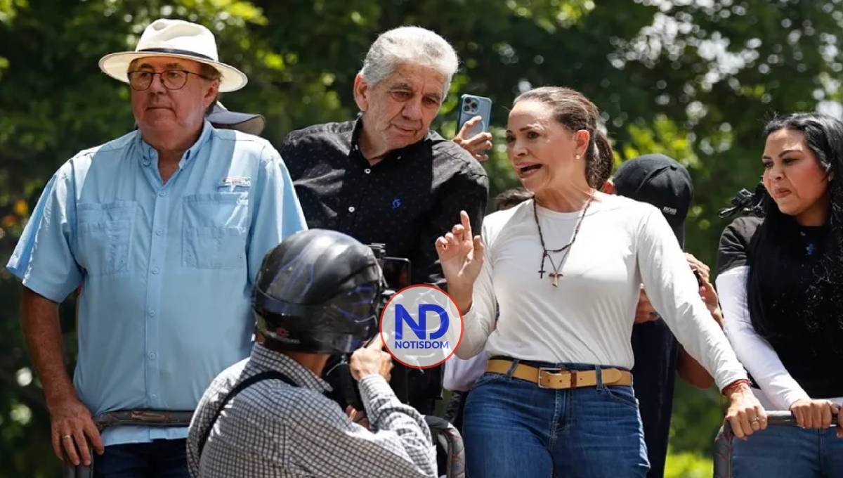 Machado y Maduro convocan machas para 10 enero