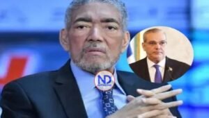 El Presidente destituye a Miguel Mejía como ministro sin cartera