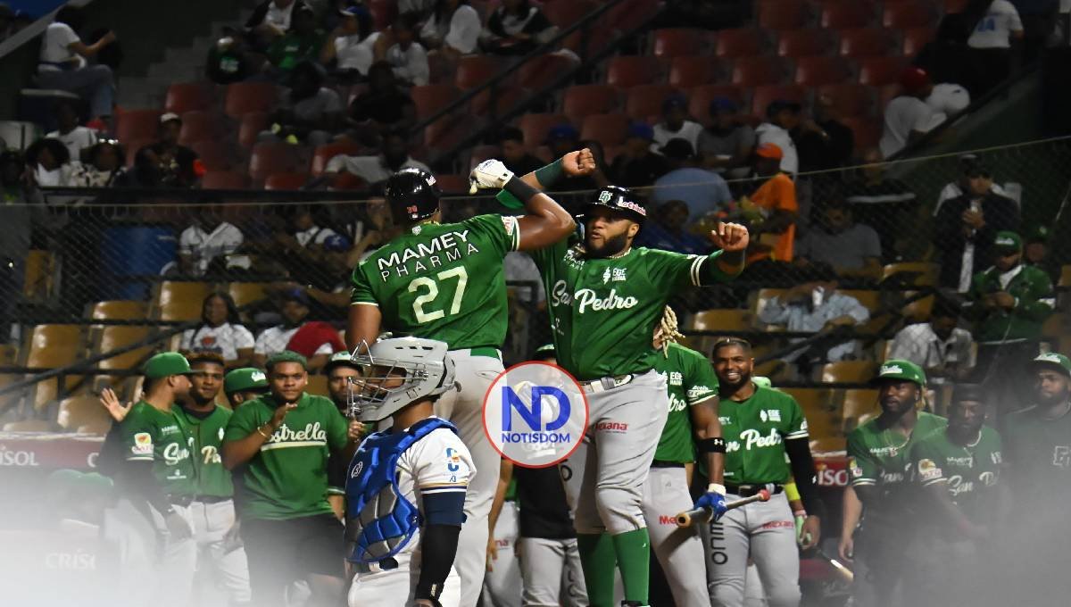 Canó y Gonzalez mantienen el invicto de Estrellas en semifinal de Lidom