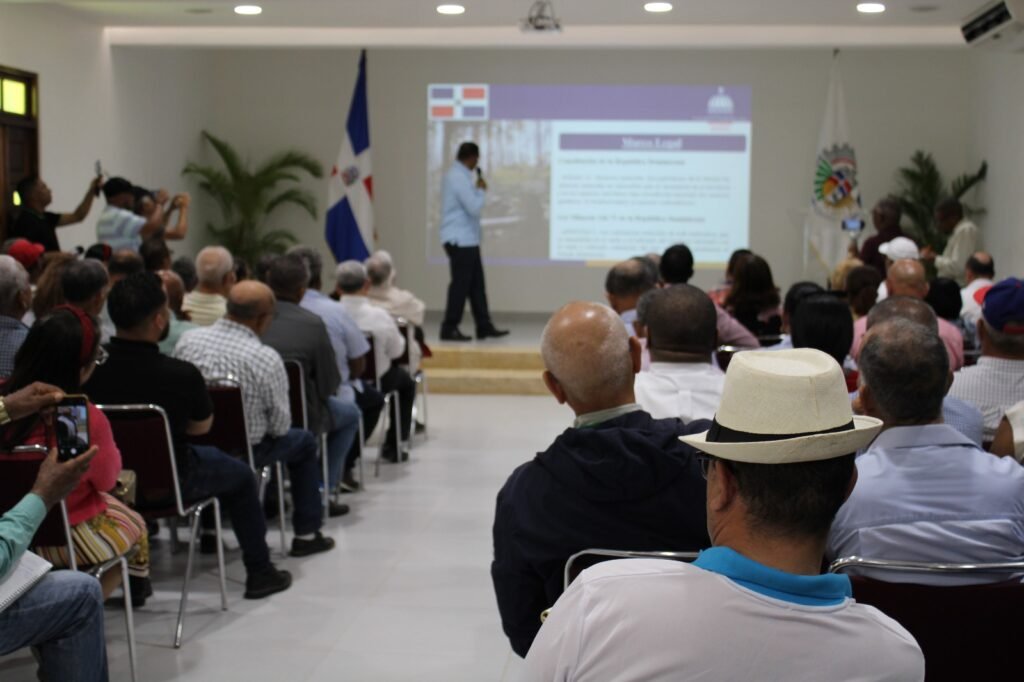 Rolando Munoz Mejia Ponderan aportes económicos y sociales de la minería responsable