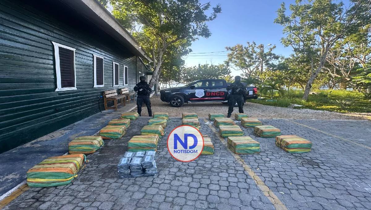 Incautan cargamento de 620 paquetes presumiblemente cocaína 2 Incautan cargamento de 620 paquetes presumiblemente cocaína