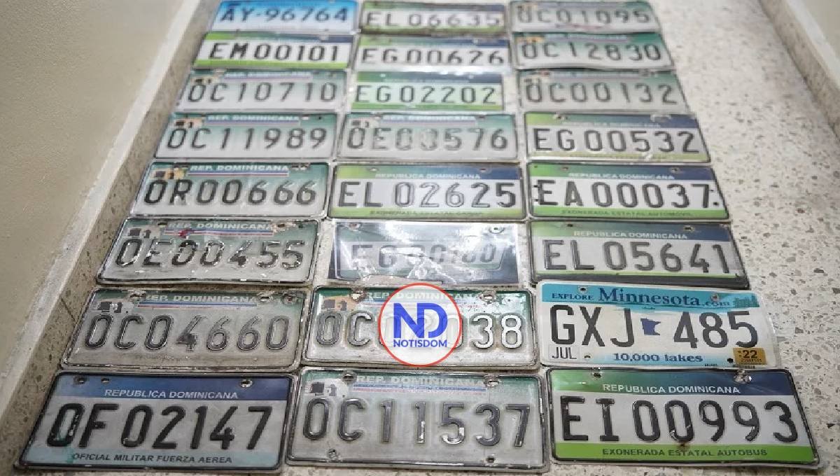 DIGESETT retiene 38 vehículos por placas extranjeras vencidas y oficiales que no corresponden 2 DIGESETT retiene 38 vehículos por placas extranjeras vencidas y oficiales que no corresponden