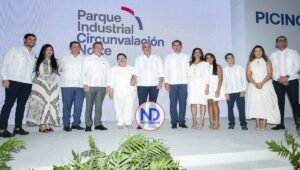 Queda inaugurado millonario parque industrial en Santiago