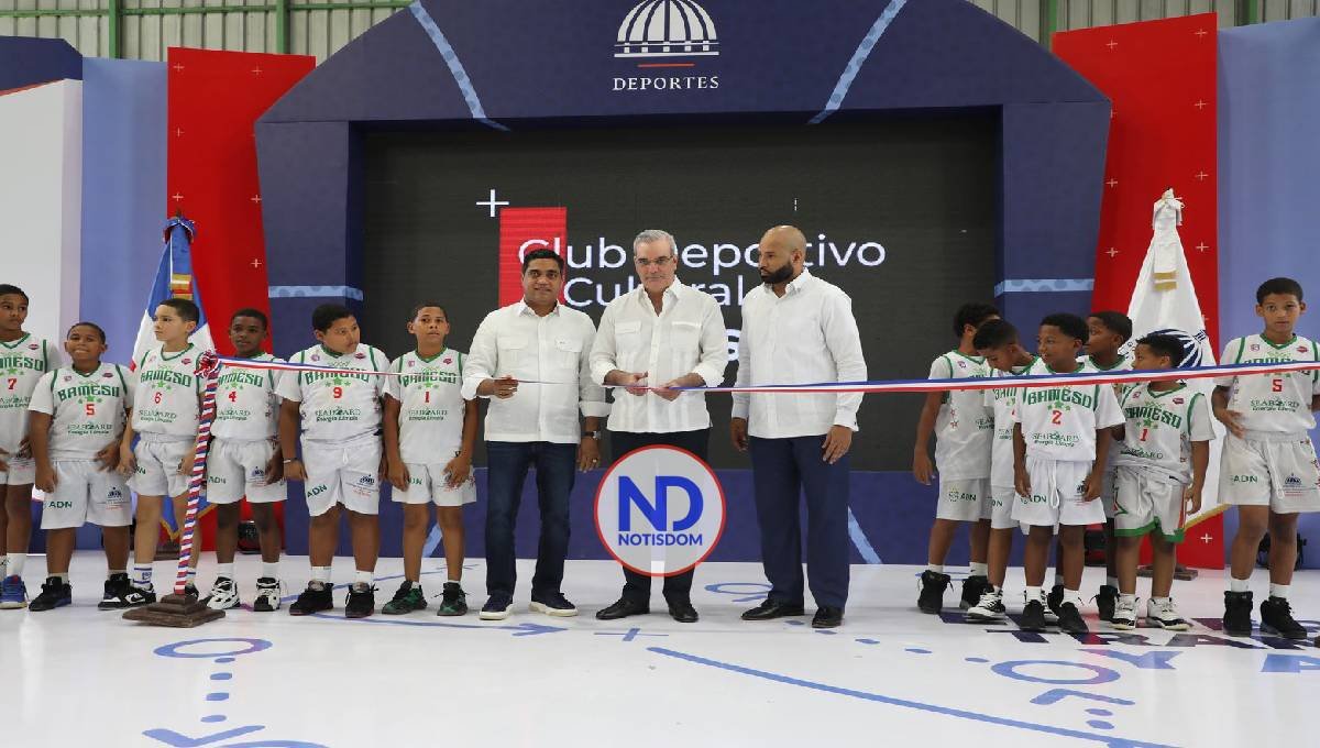Abinader entrega polideportivo, Museo Deporte y local de club 2 Abinader entrega polideportivo, Museo Deporte y local de club
