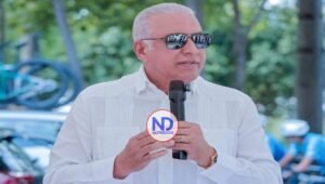 Andrés Bautista elogia la trayectoria de Yeni Berenice