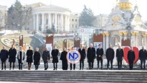 Doce líderes extranjeros visitan Ucrania para expresarle apoyo