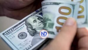 El dólar subió un centavo en RD; este lunes era vendido a $62.43