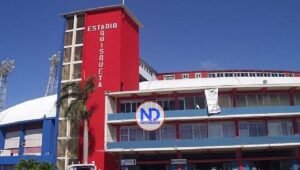 Dice estadio Quisqueya es una “basura”; hay que demolerlo