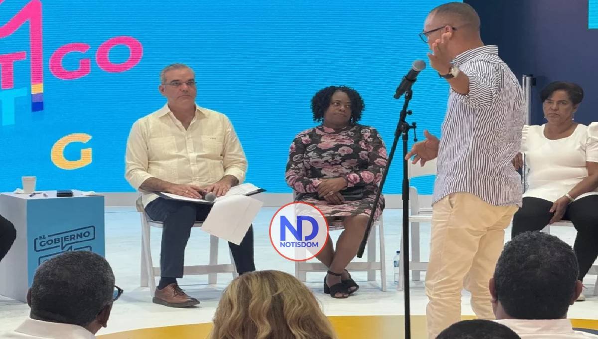 Luis Abinader escucha comunitarios a través “El Gobierno Contigo”