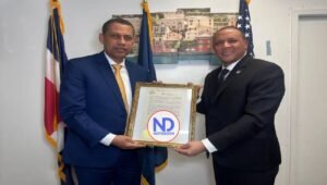 Presidente del INDOTEL es reconocido en Nueva York por su liderazgo en telecomunicaciones