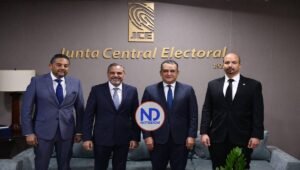 Comisionado de Béisbol busca formalizar acuerdo con JCE