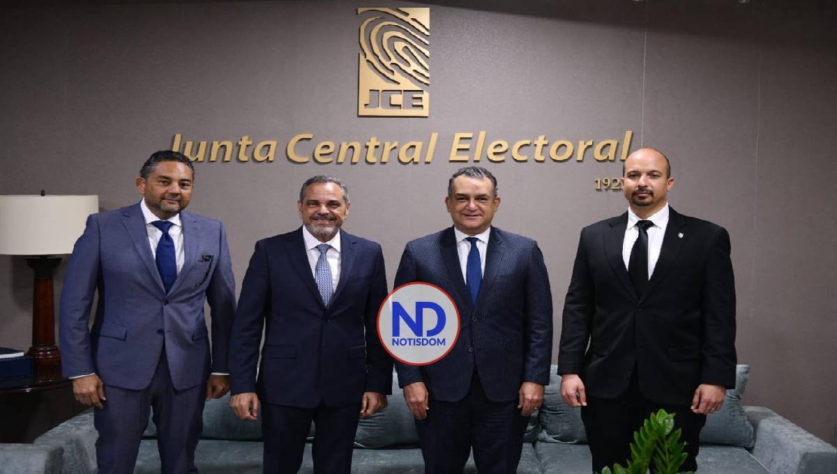 Comisionado de Béisbol busca formalizar acuerdo con JCE 2 Comisionado de Béisbol busca formalizar acuerdo con JCE