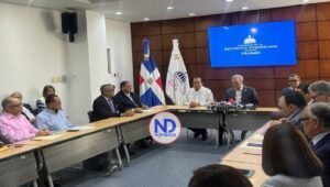 Aprueban aumento de 20% al salario mínimo en Dominicana