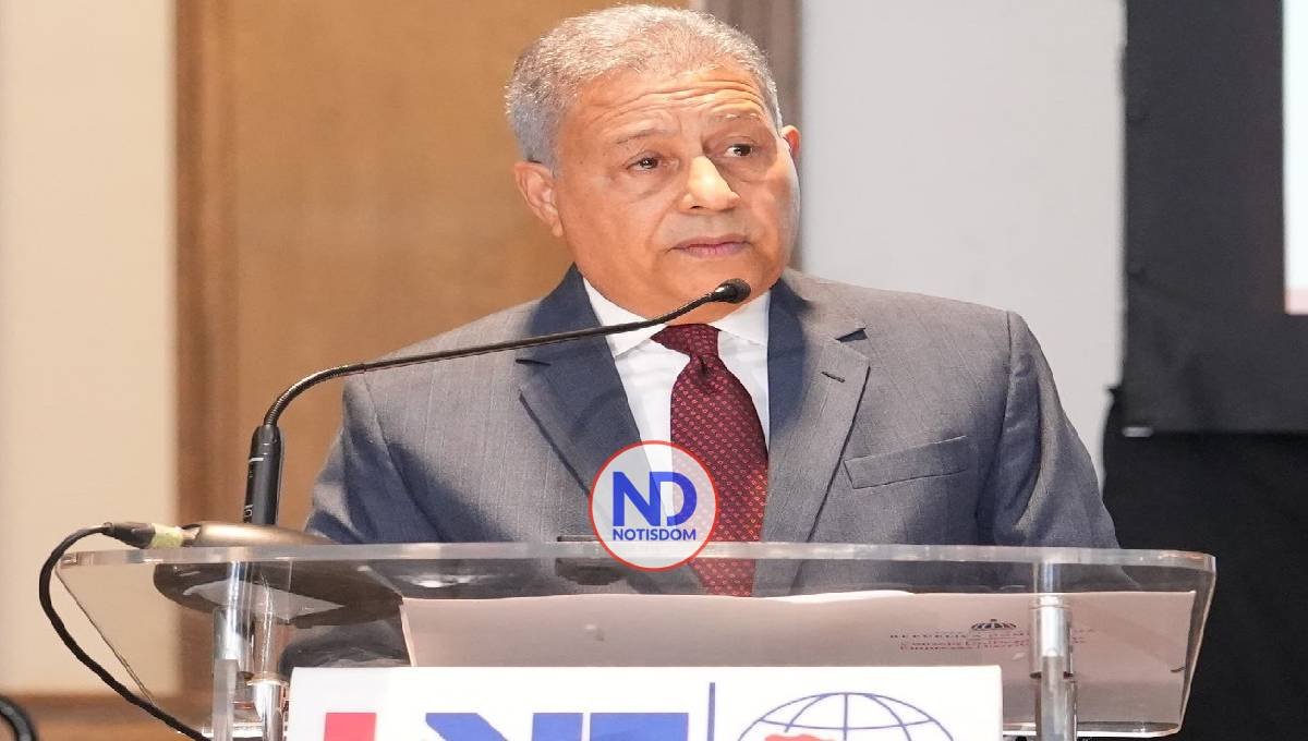 Preocupa a empresarios escasez de dólares en el mercado de RD