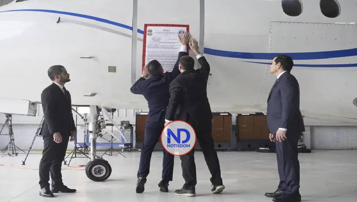 Venezuela tilda de “robo descarado” la confiscación en RD de un avión por parte de EE.UU.