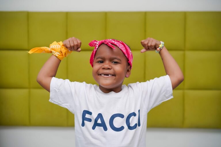 Nina bajo tratamiento de cancer Fundación invita RD demostrar apoyo a los niños con cáncer