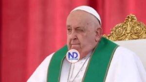 La salud del papa es estable respecto al miércoles y se somete a otras pruebas médicas