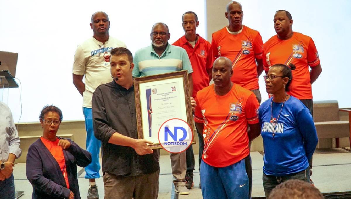 Colegio de entrenadores baloncesto reconoce técnico venezolano 2 Colegio de entrenadores baloncesto reconoce técnico venezolano