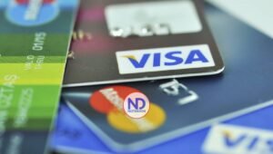 La tarjeta es el principal método de pago electrónico en la UE, según el BCEtarjeta