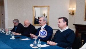 Abinader se reúne con empresarios dominicanos en Washington