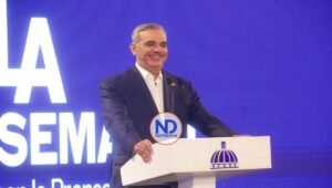 Abinader responde a Leonel; le invita a almorzar en Pedernales