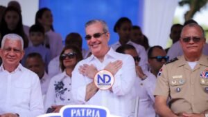 Presidente dominicano encabezará desfile por batalla del 19 de marzo