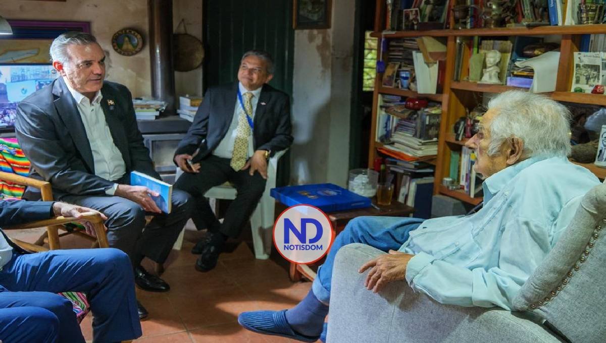 Presidente dominicano visita al expresidente José-Pepe-Mujica