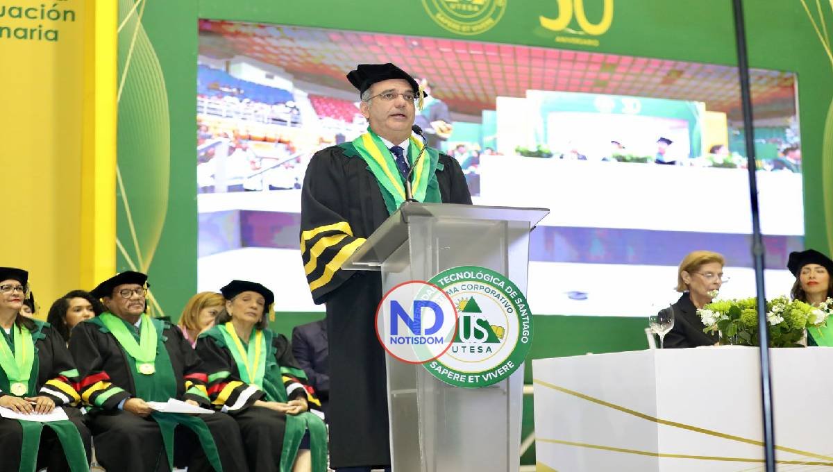 UTESA reconoce Abinader por «liderazgo y aportes a la RD»