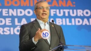 Luis Abinader promueve RD destino inversión