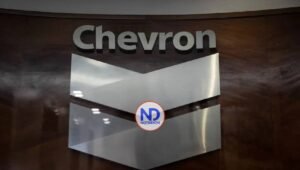 EU pone fin a licencia Chevron en Venezuela; debe salir del país