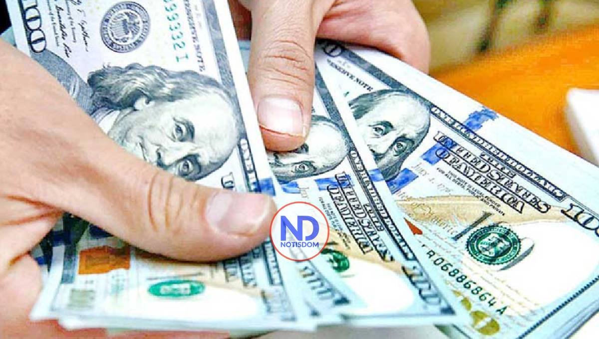 El dólar subió 17 centavos; este lunes era vendido a RD$59.47