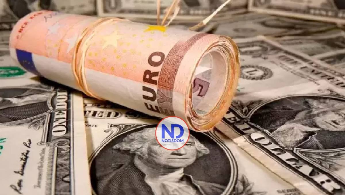 ¡El dólar cerca de RD$63! Venta se posiciona en RD$62.74