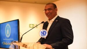 Deligne exhorta en España a fortalecer identidad y principios del PRM