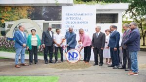 UASD inicia remozamiento integral de los baños exteriores de su sede central