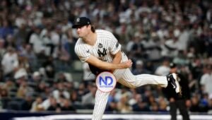 Cole se somete a exámenes exploratorios en el codo derecho