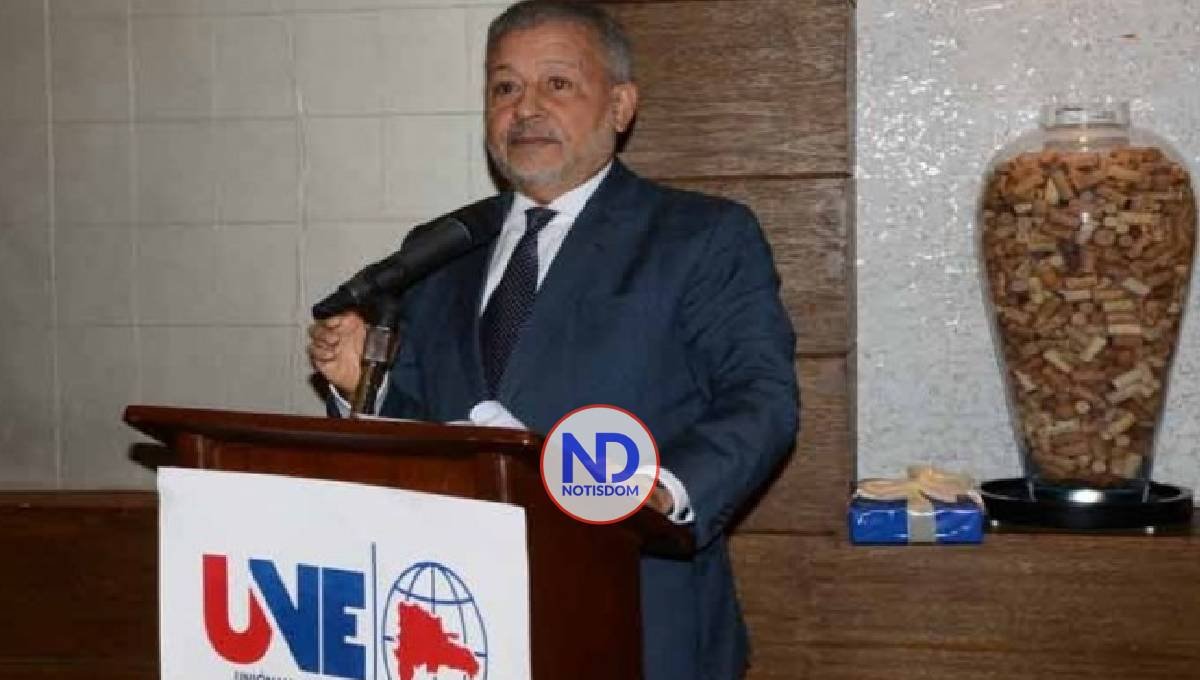 «Depreciación acelerada» del peso preocupa empresarios RD 2 «Depreciación acelerada» del peso preocupa empresarios RD