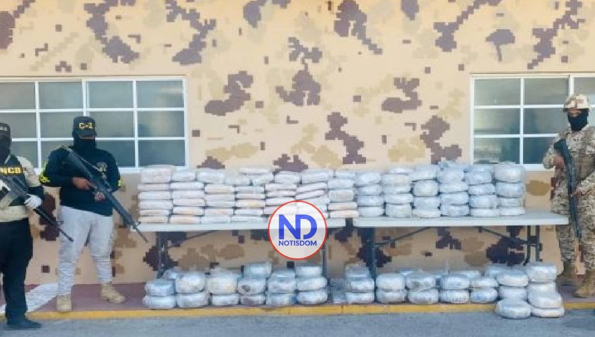 Ocupan 815 libras marihuana a 2 hombres en zona Pedernales