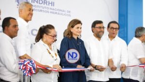Vicepresidenta inaugura varias obras en provincia de Santiago