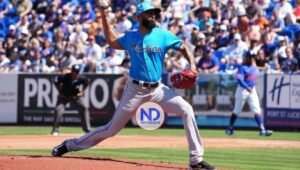 Tirando fuego otra vez: Alcántara alcanza las 100 mph en salida primaveral